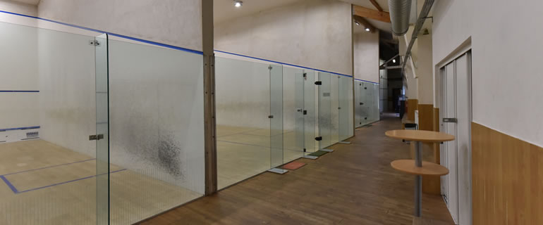 4 courts de squash en Ile de France